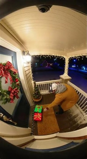 Santa's Surprise Explosion: A Christmas Prank Caught on Camera #prank #porchpirate