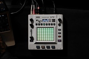 KAOSS PAD V - DYNAMIC EFFECT / SAMPLER | KORG (France)