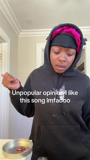 doom (@rollanotherexpeditiosly)’s video of literally what did they put in this song