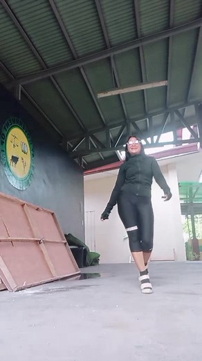 37 reactions · 13 comments | Simple Pageant Walk Pasarela  #makeupartist #handler #trainor #everyoneactive #everyonehighlights | Jean Acuña | Facebook