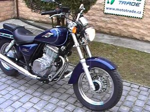 Suzuki GZ 250 Marauder