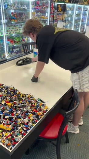 PICKABRICK Table Clean Out and Restock!