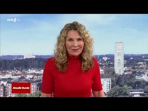 Susanne Wieseler Lady in Red Leather Skirt 20240616