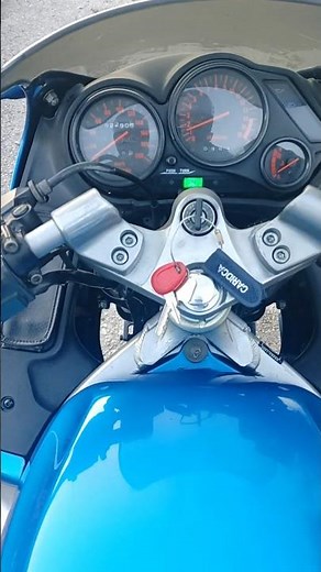Kawasaki ZZR 250 cold start ** 2 cylinder carburetor perfection **