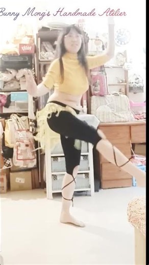 my handmade scarf for bellydance