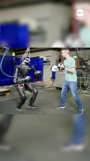 A Florida robotics firm is showcasing the abilities of it humanoid robot by having it box with a human opponent. #news #boxing #robots #robotics #tech