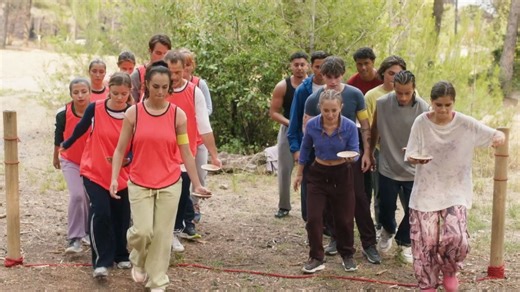 Demain nous appartient : ""Il faisait 45 degrés"... Salomé Benitha (Violette) nous dévoile les coulisses du Boot Camp
