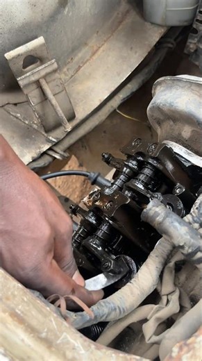 🗜️Engine Rocker Arm Cleaning #shorts #viralshorts