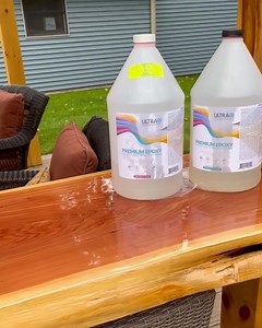 665K views · 2.1K reactions |  Transform Your Bar Tops, Tables, & Countertops from a simple piece of wood into a shiny Table Top, Bar Top, or Countertop. ✅ Extreme Durability ✅ Crystal Clear Transparent Finish ✅ Great Results, Little Effort ✅ Never Yellows, Fades, or Cracks ✅ Zero VOC, Virtually Odorless Shop Now and save big today. www.UltraClearEpoxy.com | Bar Top Epoxy | Facebook