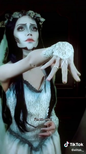 Corpse Bride Cosplay: I'm His Wife!