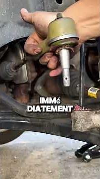 How to tell if a steering knuckle is broken in 1 minute 🚗 #CarTip #CarMechanics