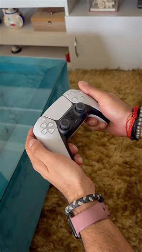 The transition I need, have a great Sunday 🫰#shorts #playstation #dualsense #limitededition