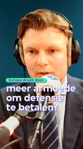Waar komen de miljarden vandaan die Nederland nodig heeft om aan de NAVO-norm te voldoen? Daarvoor ziet de VVD kansen bij onder meer het toeslagenstelsel en de zorg - maar volgens de doorrekening van het CPB leidt dit tot meer mensen in armoede. Ruben Brekelmans, demissionair minister van Defensie, licht de plannen toe in een nieuwe 'Europa draait door'. Luister het hele gesprek in je podcastapp: pod.link/1479010914 | VPRO