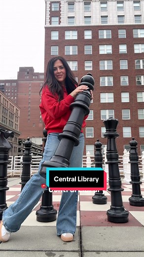 Explore the Historic Central Library in Kansas City