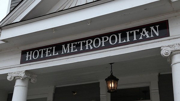 American Pickers Season 22 Episode 19 Secrets of the Hotel