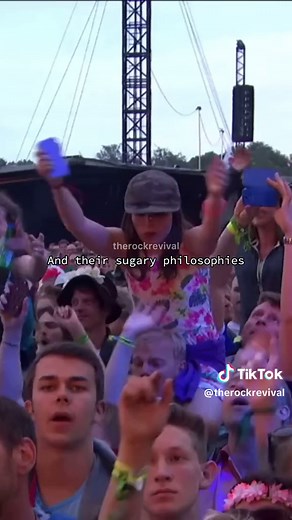 Paolo Nutini Live Performance of 'Candy' at Isle of Wight Festival 2015