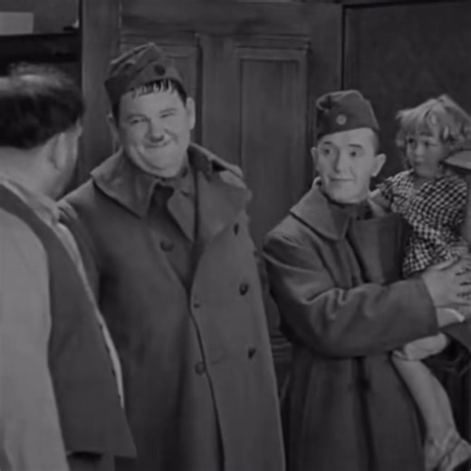 Laurel and Hardy Comedy Scene 'Pack Up Your Troubles' (1933) | Classic Comedy