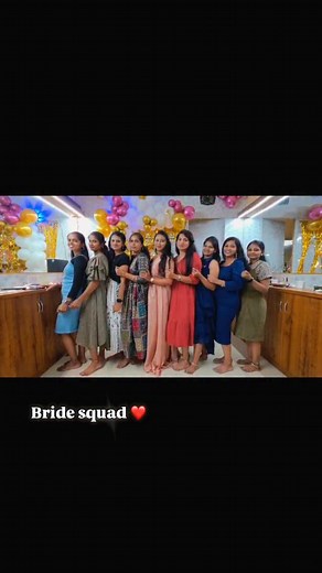 7.4K views · 287 reactions | Bride squad❤️❤️ Marriage vibes!!! . . . . . . . . . . . . . . #wedding #weddingreel #reels #bridesqaud #bridesmaids #bride #tanujaaralikattediaries #tanujamakeupstudio #davangeremakeupartist #davangererentaljewellery #makeuplook #davanagere | Tanuja Aralikatte Makeovers | Facebook