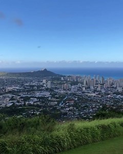 5.7K views · 483 reactions | Oahu is for Explorers. Wait for it ... Rainbow pointing to our Rainbow Tower.  #rainbowtower #beachfrontwaikiki #hiltonhawaiianvillage #hawaiianairlines | Hilton Hawaiian Village Waikiki Beach Resort | Facebook