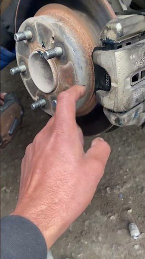 Honda Civic Rear brake pads Replace #automobile #mechanic #brakesystem #hybridcars