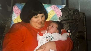 Stephanie Bowden was 11 when she was diagnosed with hypertrophic cardiomyopathy. Sixteen years later, the newlywed wants to be a mom and uses her health challenges as motivation every day. Her story: http://spr.ly/6180Z3oq0 | Go Red for Women