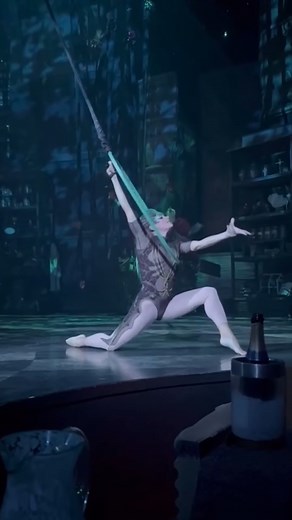 si el aire tuviera una reina 👑✨�Cirque du Soleil JOYÀ 🤸 Alix Croop | Cirque du Soleil Latinoamérica