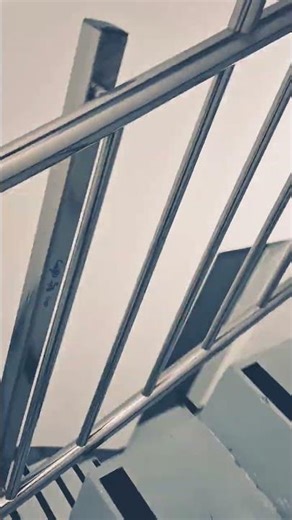 4 floors, climbing stairs _ hyperlapse ( 03.21 published )