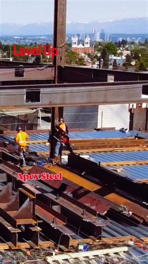 2.9K views · 1.8K reactions | Column climbing is alive and well in Local 86. Raising Gang! @apexsteelapextowercrane steel erection. Level Up! #unionironworkers #godisgood #columnclimb | Justin Sullivan | Facebook