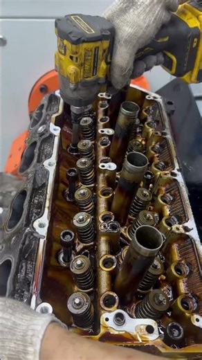 "Don't scrap your old car! See how I restored this LX570 with nearly 1 million km."