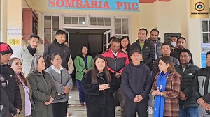 1995 BATCH MATES OF SOMBARIA SR.SEC.SCHOOL SET EXAMPLE WITH NOBLE GESTURE. In a heartwarming display of social responsibility and camaraderie, the 1995 batch mates of Sombaria came together to make a significant contribution to their alma mater and the local community. Today, they donated essential medical equipment, chairs for patients, and a staircase to the Sombaria Primary Health Centre (PHC). The batch mates, who have remained close over the years, decided to pool their resources to give ba