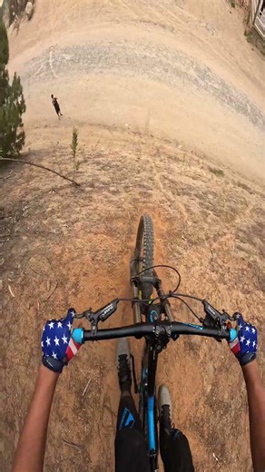 Steep line 📐. #mtb #downhill #bikelife