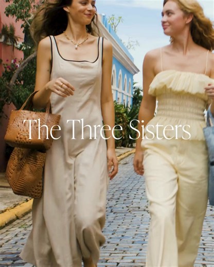 The always resourceful, there-when-you-need-her BFF to our Three Sisters, Mona is our instantly lovable new friend. | Brahmin Handbags