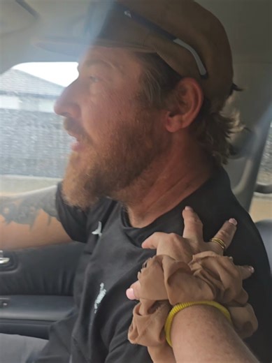 Ph i love annoying the shit out my husband. #pranks #funny #annoying #fyp