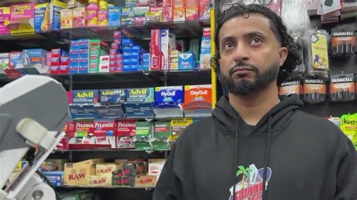 NYC bodega owner 'Island Ock' inspires kids to get good grades: Here's how