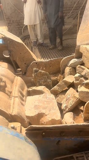 54K views · 619 reactions | How to Crush Rock – Industrial Strength Series Part 24 #HowToCrushRock #RockEngineering #CrusherSystem #IndustrialOperations #HeavyMachines #USAProjects #EuropeWorksites #UKBuilders #CrushingPlant #RockFactory | RSK React | Facebook