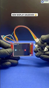 New display… New game 😳🎮Arduino powered mini gaming setup #arduinoprojects #roboarmy #display