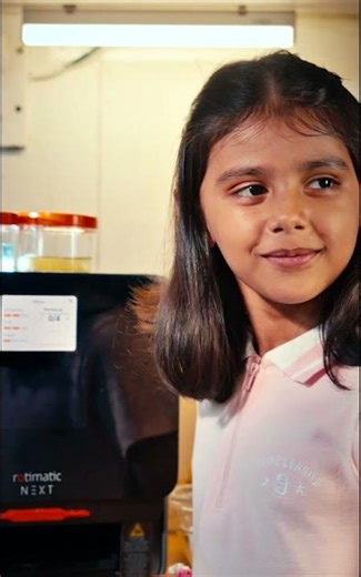 Butter chicken? Check.Rotis? Double check.Teamwork makes the dream meal! #RotimaticNext