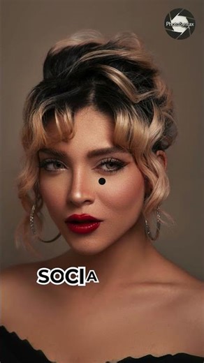 What Key Trends Shape Glamour Modeling in 2025?