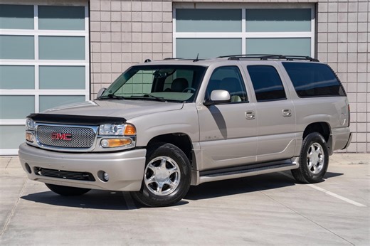 No Reserve: 2005 GMC Yukon XL Denali