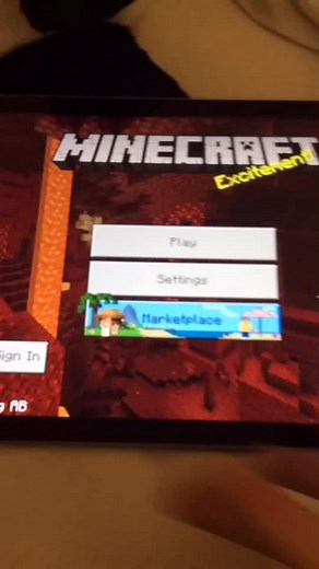 ‏how to delete a minecraft world