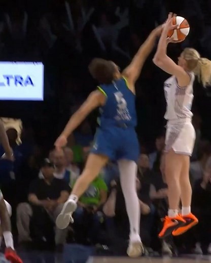 Olivia Miles is adamant for a coach’s review on foul call