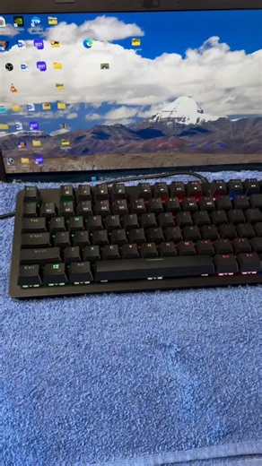 Peer Irfan Ahmed | Computer Coach & Excel Expert on Instagram: "Shortcut Key for Open File Explorer . . . Minimize and Lock #reel #reels #font #fileexplorer #lock #minimize #tricks #shortcut #viral #new #viralpost #viralreels #viralreel #trending #trend #trendingreels #trendingnow #trendingvideos #facebook #followers #instagram #instamood #instagood #instadaily #insta #foryou #foryoupage #followers"