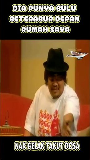 Bergaduh Sebab Bulu 🤣 Filem Melayu Lama #shorts