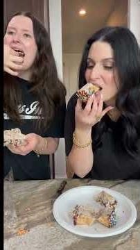 COLD STONE HAS ICE CREAM TACOS 😳🌮🍦 | Mother Daughter Date!