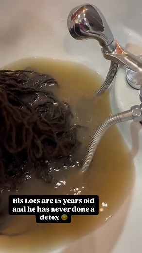 Locs Detox: Cleanse Your Hair with Apple Cider Vinegar