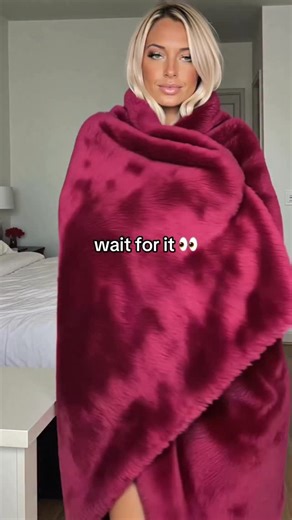 jill 💛 on Instagram: "Check my bio! - - Water-themed content often features nighttime pool sequences, with variables such as water lighting, swimsuit material (nylon, latex, mesh), floating props, and weather conditions. Pajama-based segments explore cotton vs. fleece textures, indoor temperature control, cover-adjustment issues during sleep, and sleep posture. Scenes involving sleepovers are structured around shared space, lighting environments, and bedtime routines. Ice cream truck scenes inv