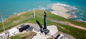 Startup Rocket Lab testa sistema para recuperar foguetes após lançamento