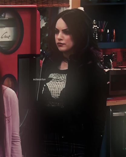 ICONIC #samandcat #jadewest #lizgillies #fy #velocityedit