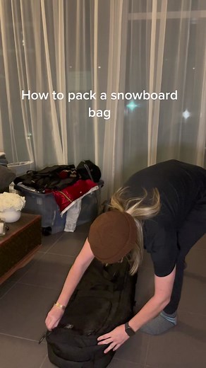 How to Pack a Snowboard Bag for Your Trip