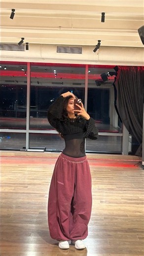 Graceful Dance Performance | Lazy Lamhe | YouTube Shorts